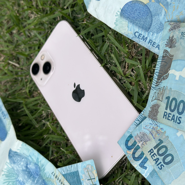 iPhone 13 ou R$2300,00